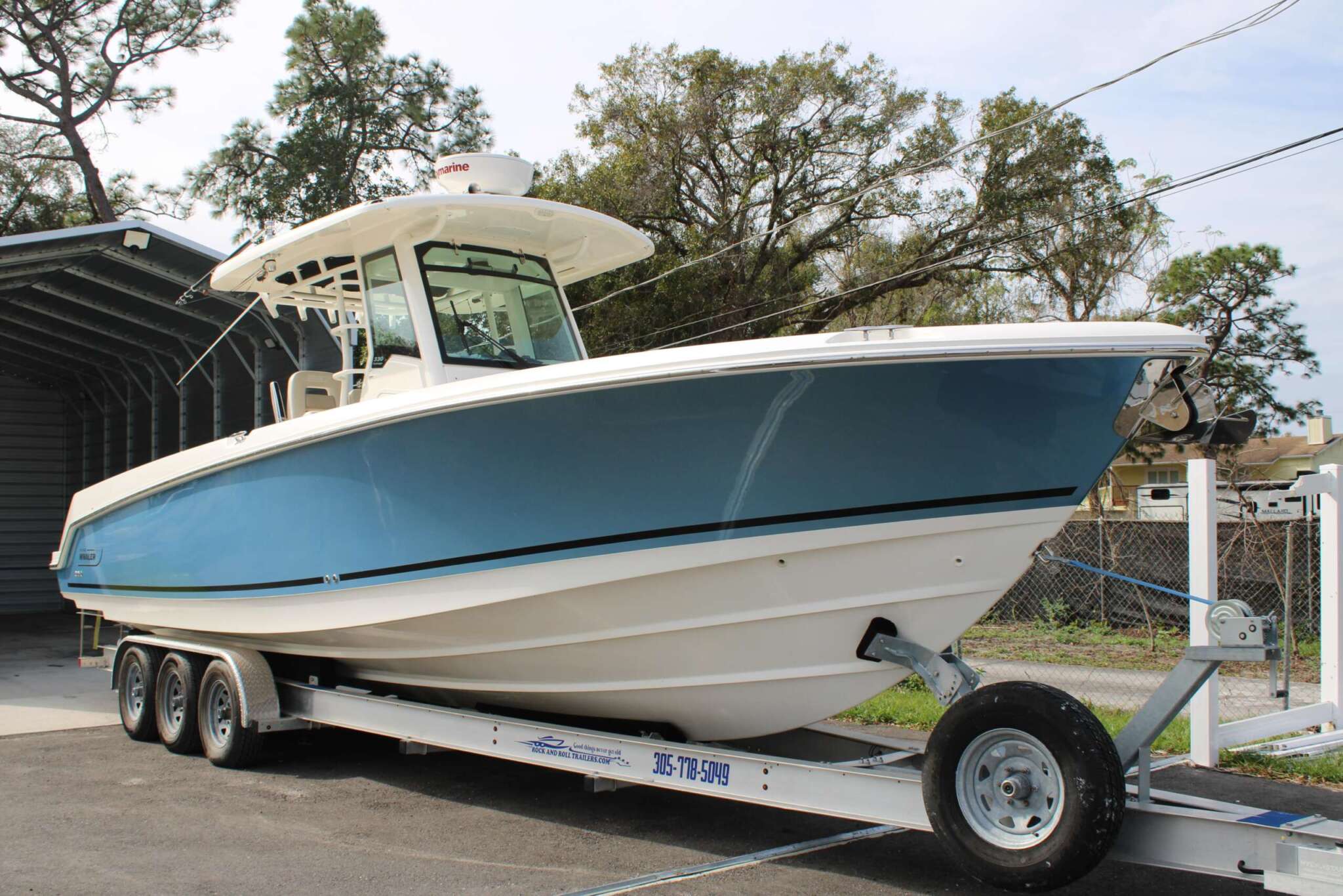 2018 - Boston Whaler - 330 Outrage