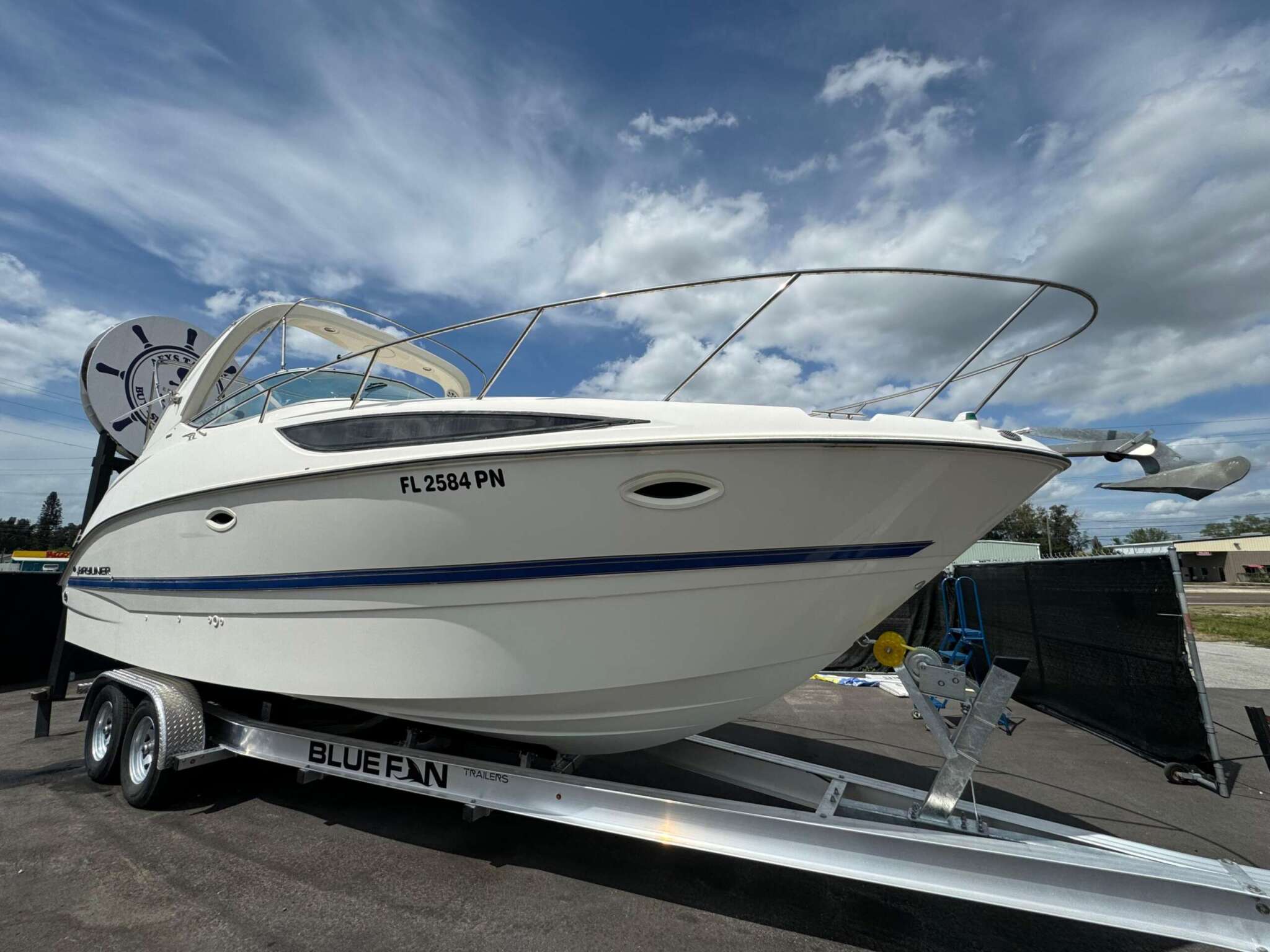 2011 - Bayliner - 285