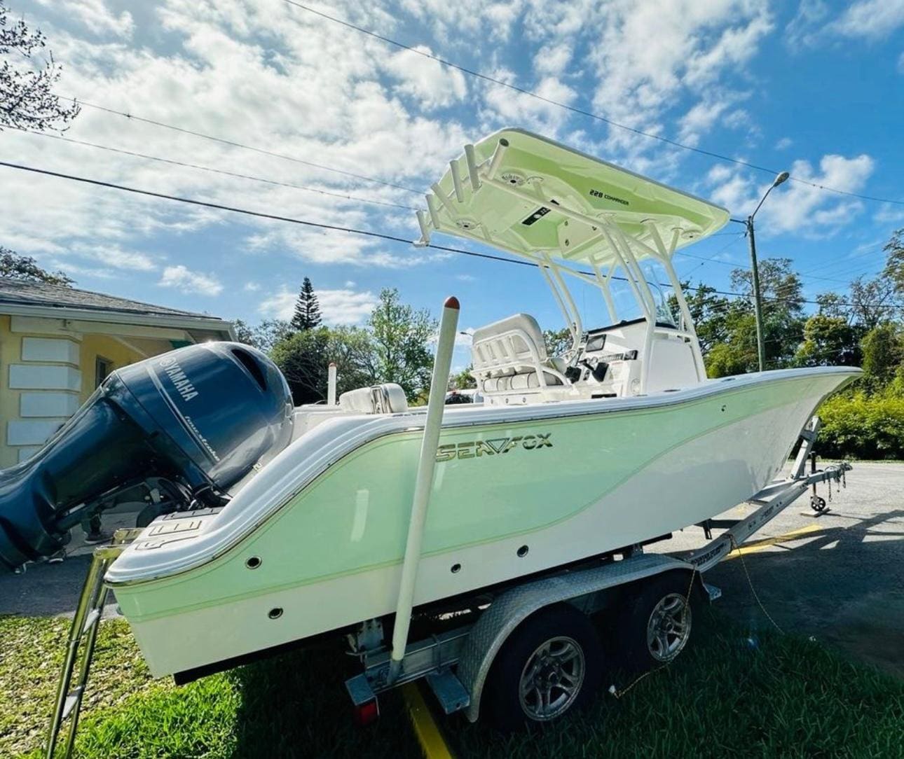 2020 - Sea Fox - 228 Commander