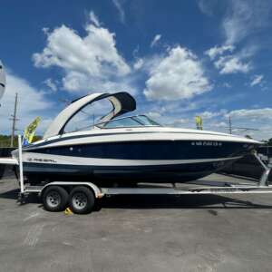 2011 - Regal - 2550 Cuddy