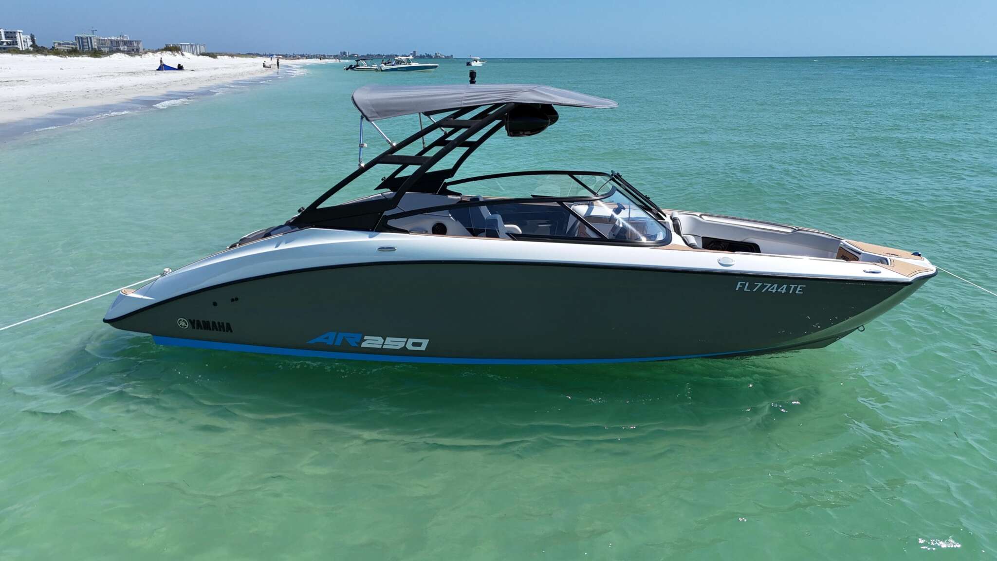 2022 - Yamaha Boats - AR250